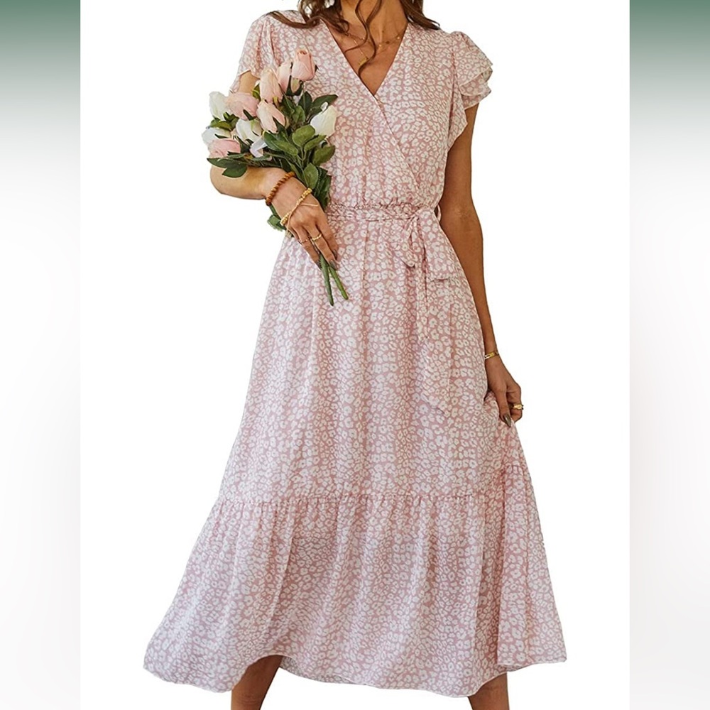 NWT! Pretty garden Maxi pink and white dress, size medium